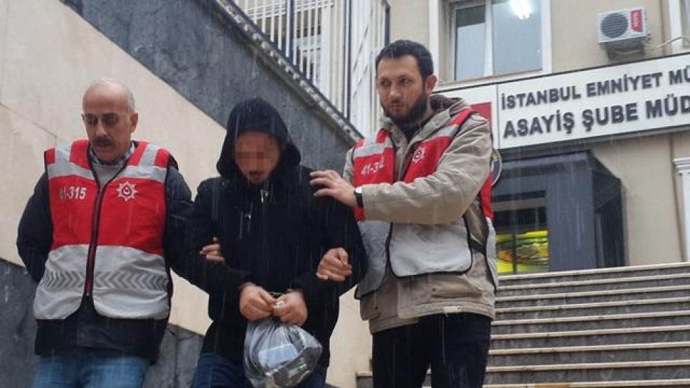 Acemi Motor Hırsızı Polisin Dikkati Sayesinde Yakalandı