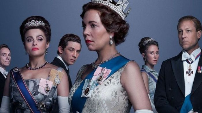 The Crown: Netflix'in kraliyet dramasının son serisinden yedi paket