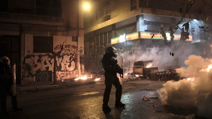 Atina'da yaralanmalar ve tutuklamalar devam ediyor