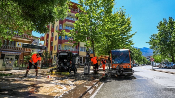 Denizli Büyükşehir hafta sonunda yine vatandaşın yanında