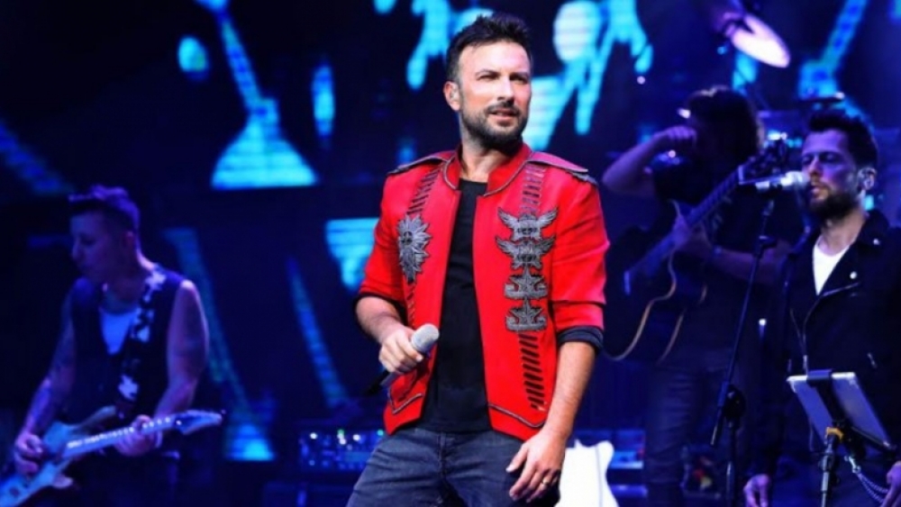 Megastar Tarkan Almanya'ya Yerleşiyor