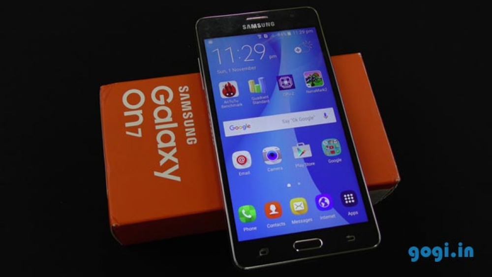 Samsung Yeni Modeli Galaxy On7'yi Tanıttı