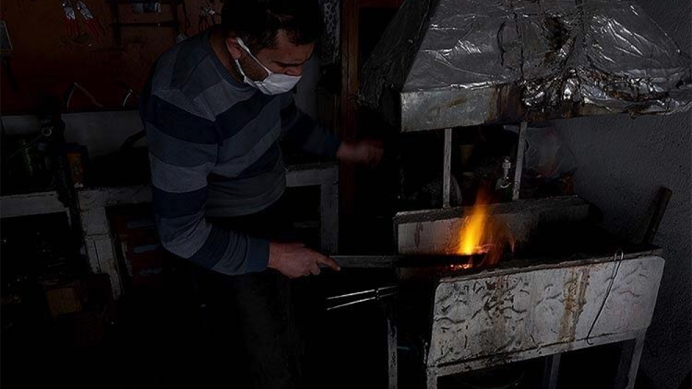 Türk bıçak ustası geleneği sürdürüyor