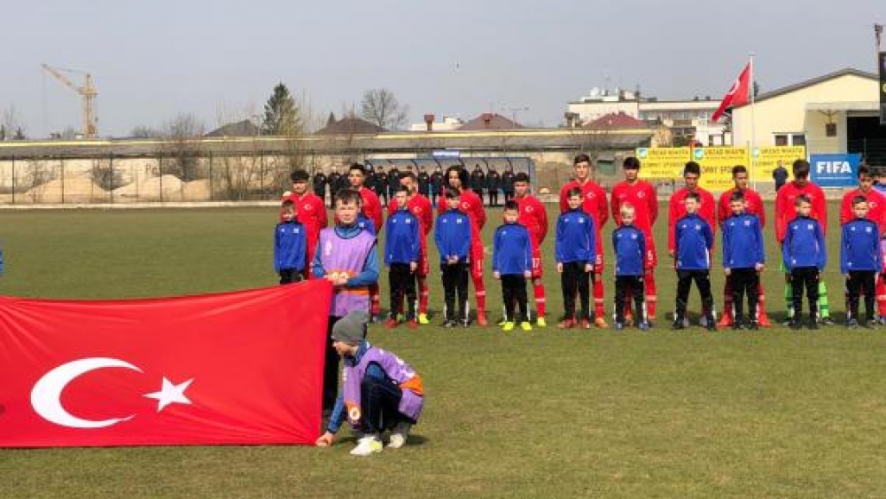 U16 Milli Takımı, Yunanistan'ı 4-1 yendi