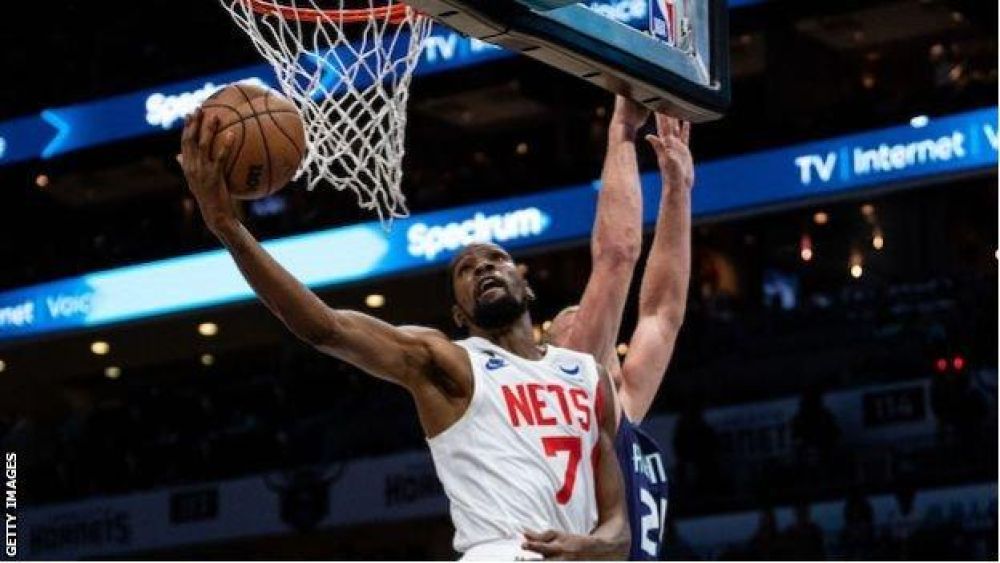 NBA: Brooklyn Nets, çalkantılı haftanın ardından galibiyetlerde 'teselli' buluyor, diyor Kevin Durant