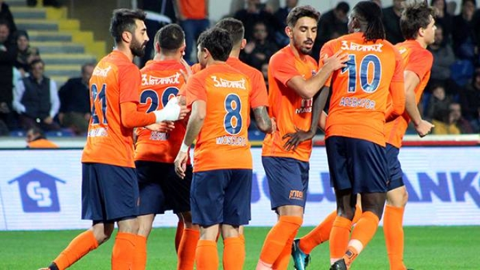 Yeni Lider Başakşehir