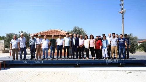 Başkan Osman Zolan, üzüm üreticileri ile bir araya geldi