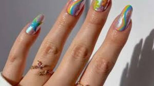 Kalıcı Oje ile Tırnaklarınız İki Haftadan Fazla Parlar