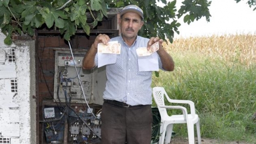 Not Bırakan Hırsız Bu Kez Yaklaşık 2 Ton Olan Trafoyu Çaldı